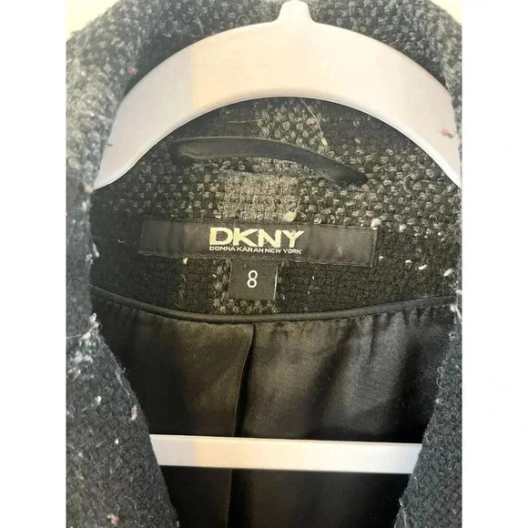 DKNY Women’s Wool Trench Coat Size 8 Grey/ Black Plaid Button up Lined pockets - Picture 6 of 10